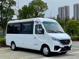 五菱阳光版房车：升级版豪华配置，物超所值的旅行体验