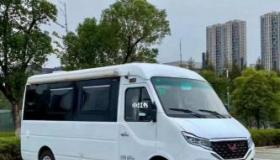 五菱阳光版房车：升级版豪华配置，物超所值的旅行体验