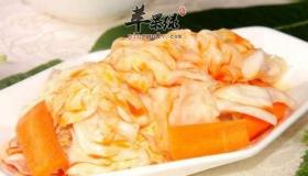 制作卷心菜泡菜：简单易学的美味泡菜食谱