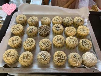自制中秋月饼的制作方法步骤：中秋佳节的美食攻略