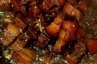 无油版腐乳红烧肉：香糯可口，肉质鲜嫩