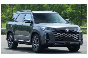 2019款长安CS95全新改款震撼来袭，实力提升引领7座SUV新潮流