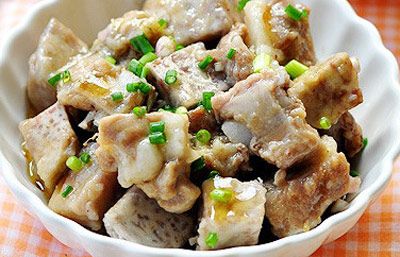 芋头蒸排骨：家常美味，做法简单