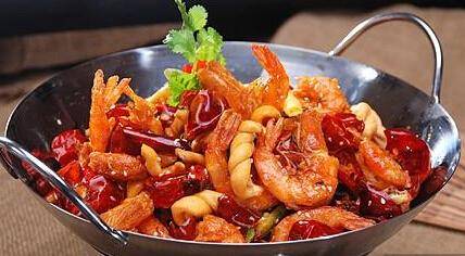 干锅香辣虾：简单又美味的家庭快手菜