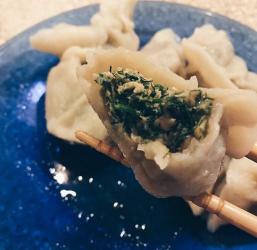 茴香饺子的制作秘诀：口感与香气兼备的美食体验