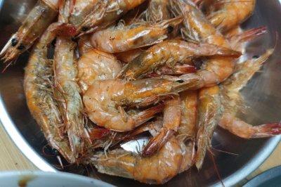 红焖大虾的做法：家常美味背后的烹饪秘诀