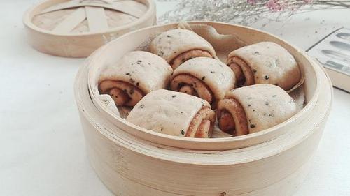 榆钱儿饽饽：清香可口，营养丰富的主食