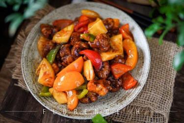 彩色咕噜肉做法大揭秘：美味诱人的家常菜肴！