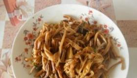 干黄花菜炒肉：家常经典做法，美味又健康