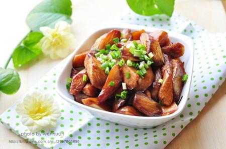 油焖茭白：家常美味，轻松烹饪