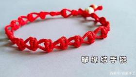 桃花手链编织教程：从零开始制作美丽的花链
