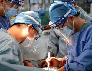 二十年后的我：医学发明家的救死扶伤之旅
