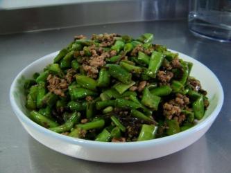橄榄菜四季豆的家常做法，简单又美味
