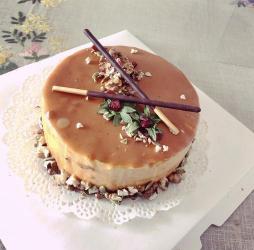 慕斯制作指南：从饼底到淋面，一步步教你如何制作美味慕斯