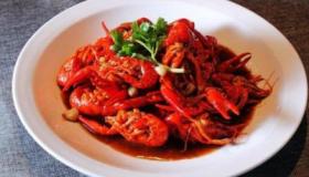 口味虾：湖南夏天的美食盛宴