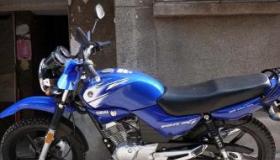雅马哈MT-07摩托车：售价12万，破百只需4.1秒