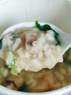 家常芋头粥：简单易做的美味营养粥