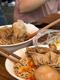 芜湖是什么梗：源自游戏主播炫神的谐音梗
