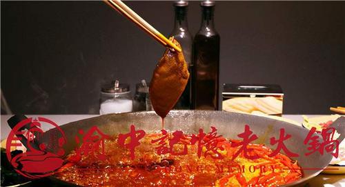排骨火锅：鲜香麻辣，美味无穷，让你欲罢不能！