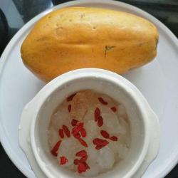 雪蛤炖木瓜：营养丰富的美味炖品