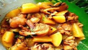 鸡肉炖土豆做法大揭秘：美味韩式佳肴轻松上桌
