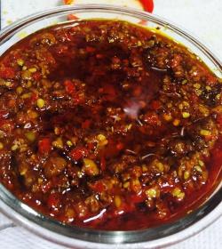 家常美味：手把手教你制作牛肉辣椒酱