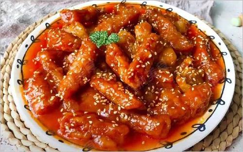 糖醋里脊的家常做法：美味又健康的猪里脊肉佳肴