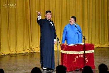 小学生相声台词精选：幽默诙谐，笑声连连，欢乐迎新年